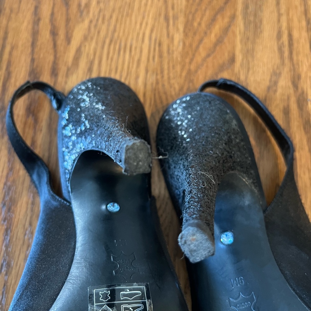 Beautiful Disney heels worn once - Picture 2 of 8